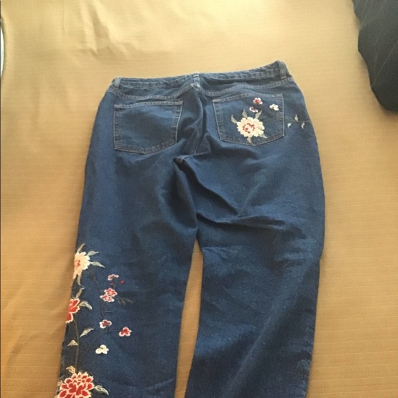 NWOT TOPSHOP EMBROIDERED JEAN - Picture 3 of 7